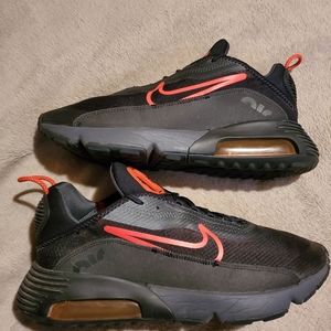 Nike Air Max 2090 BLK/RED 12